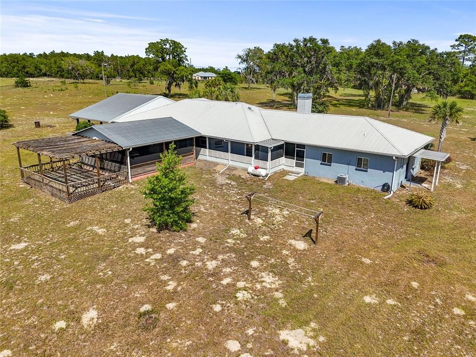 For Sale: $670,000 (4 beds, 4 baths, 2682 Square Feet)