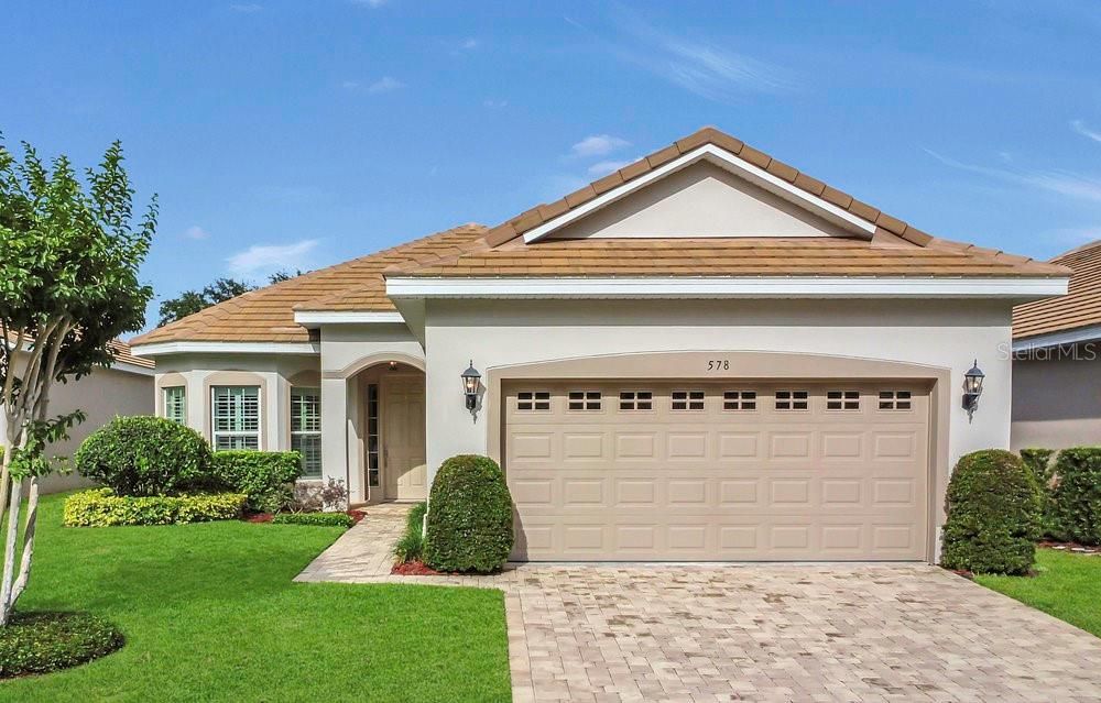 Recently Sold: $410,000 (3 beds, 2 baths, 2086 Square Feet)