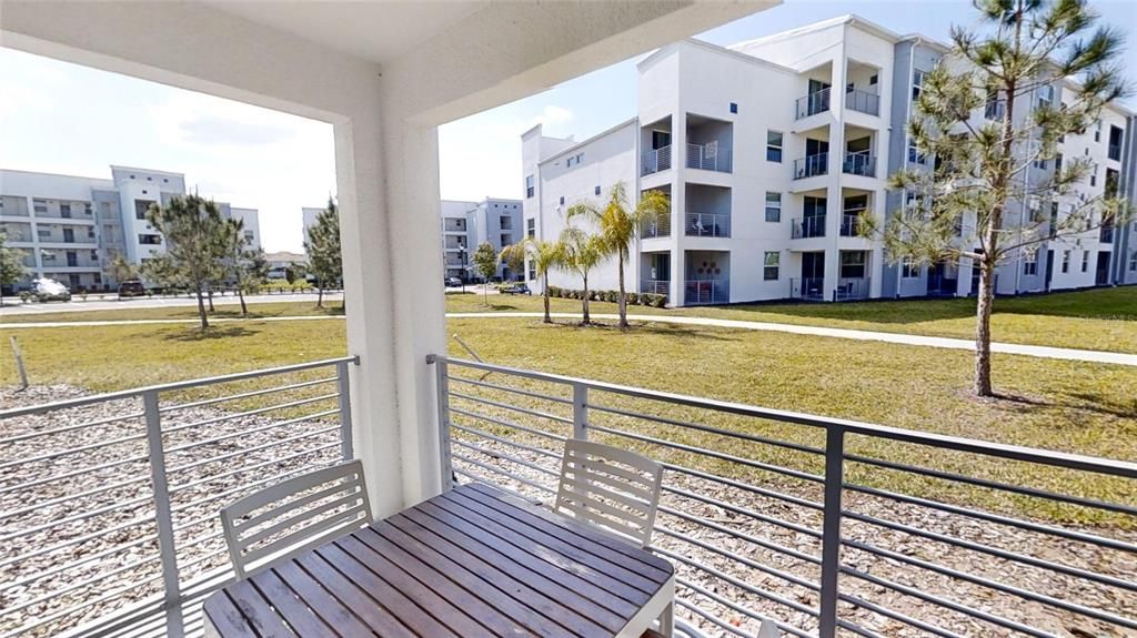 Activo con contrato: $278,900 (2 camas, 2 baños, 1186 Pies cuadrados)