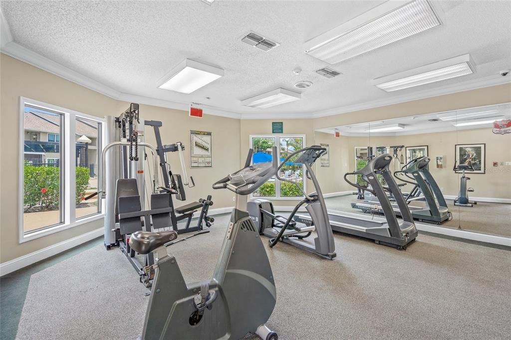 Active With Contract: $199,900 (2 beds, 2 baths, 1129 Square Feet)