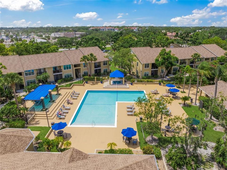 Active With Contract: $199,900 (2 beds, 2 baths, 1129 Square Feet)