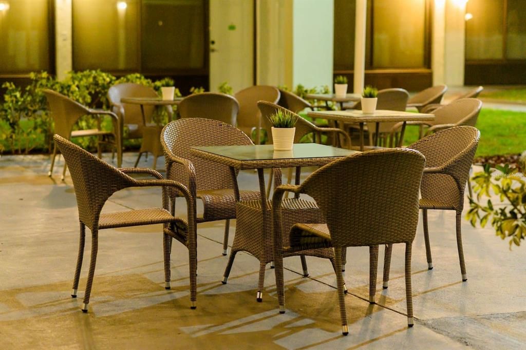 Active With Contract: $80,000 (1 beds, 1 baths, 325 Square Feet)