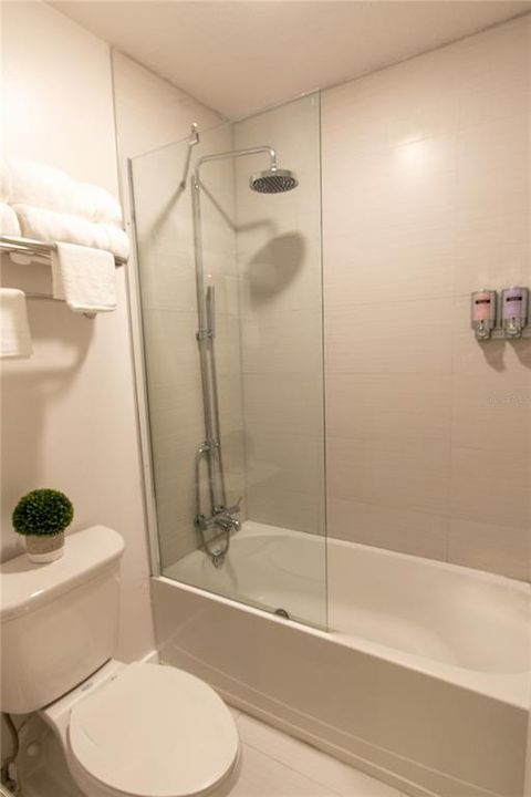 Active With Contract: $80,000 (1 beds, 1 baths, 325 Square Feet)