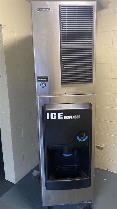 Active With Contract: $80,000 (1 beds, 1 baths, 325 Square Feet)