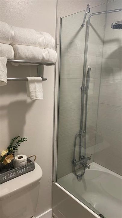 Active With Contract: $80,000 (1 beds, 1 baths, 325 Square Feet)