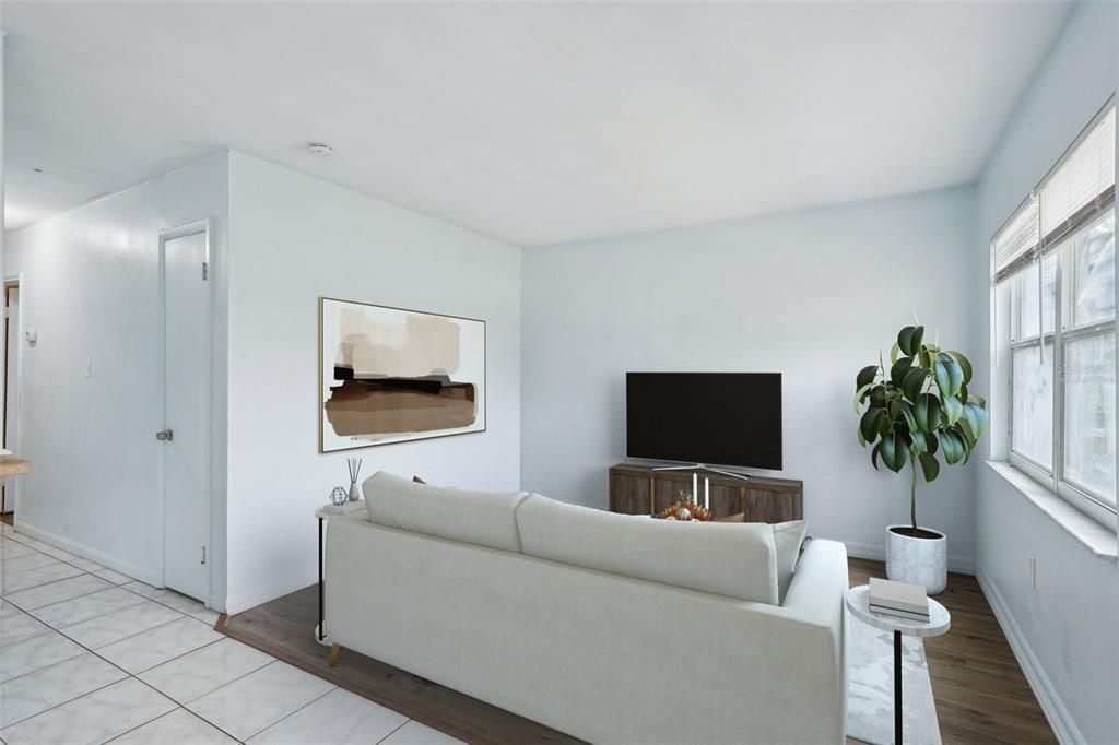 Под контрактом: $250,000 (3 спален, 1 ванн, 1346 Квадратных фут)