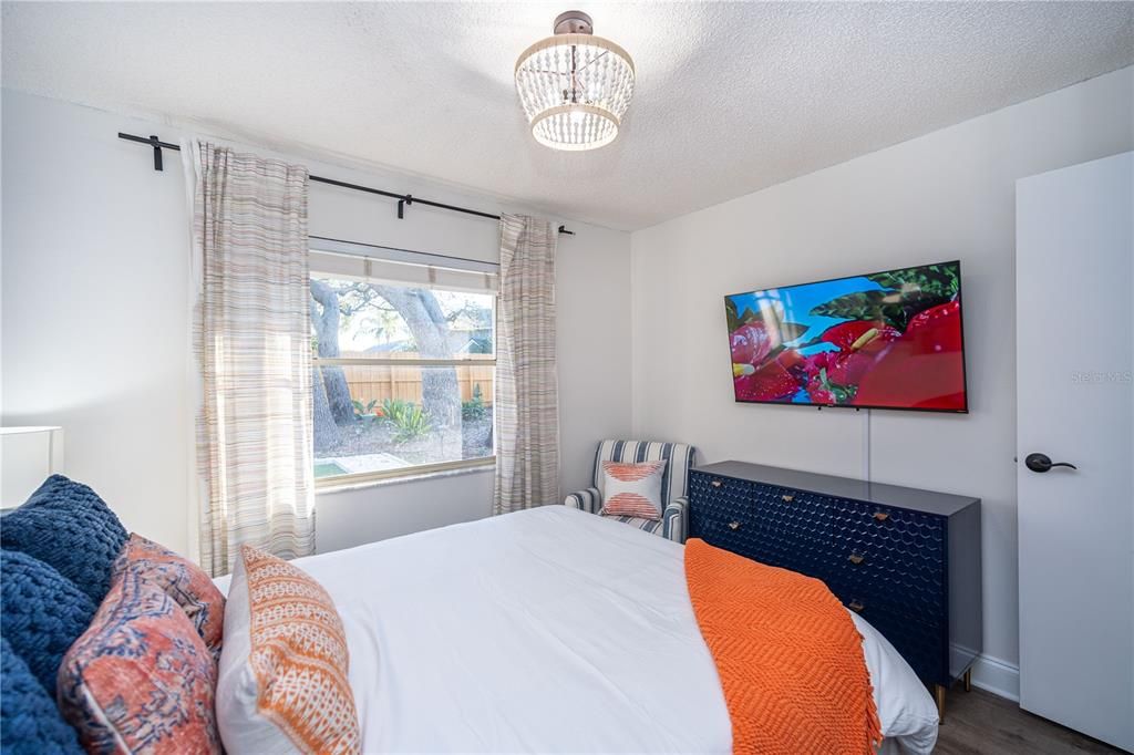 Active With Contract: $615,000 (4 beds, 2 baths, 1803 Square Feet)