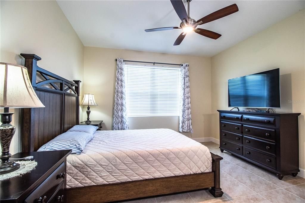 For Sale: $295,900 (4 beds, 2 baths, 1707 Square Feet)