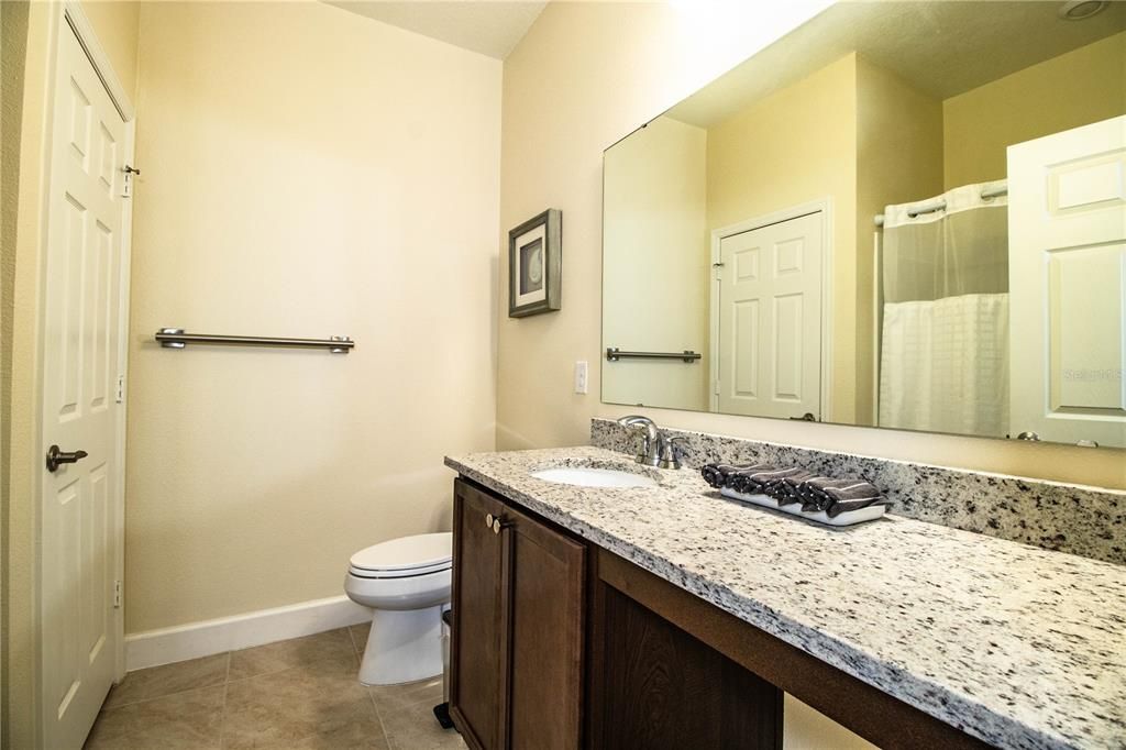 For Sale: $295,900 (4 beds, 2 baths, 1707 Square Feet)