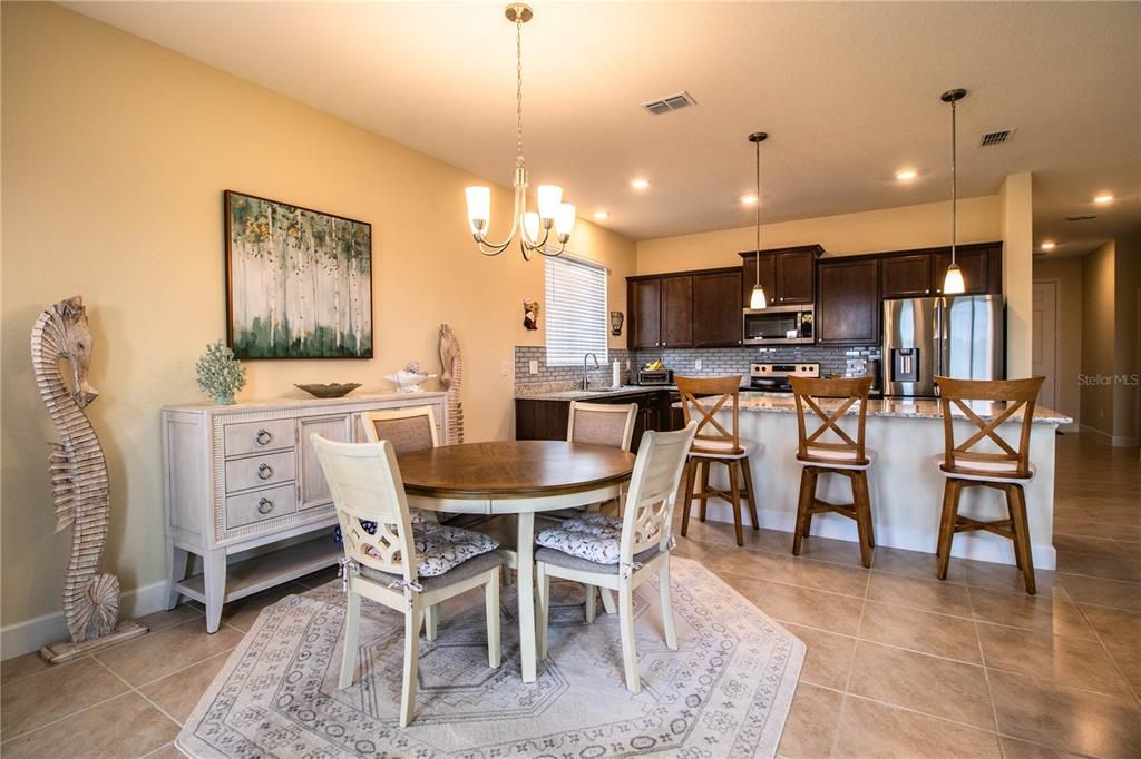 For Sale: $295,900 (4 beds, 2 baths, 1707 Square Feet)