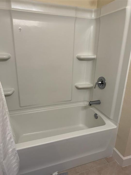 For Sale: $295,900 (4 beds, 2 baths, 1707 Square Feet)