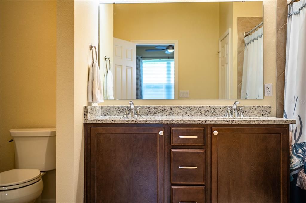 For Sale: $295,900 (4 beds, 2 baths, 1707 Square Feet)