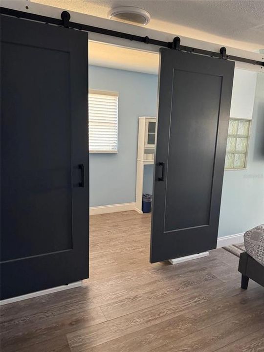 待售: $589,900 (5 贝兹, 3 浴室, 2400 平方英尺)