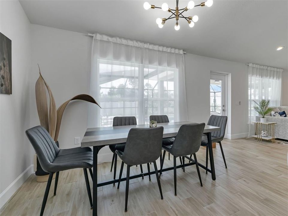 На продажу: $515,000 (4 спален, 2 ванн, 1775 Квадратных фут)