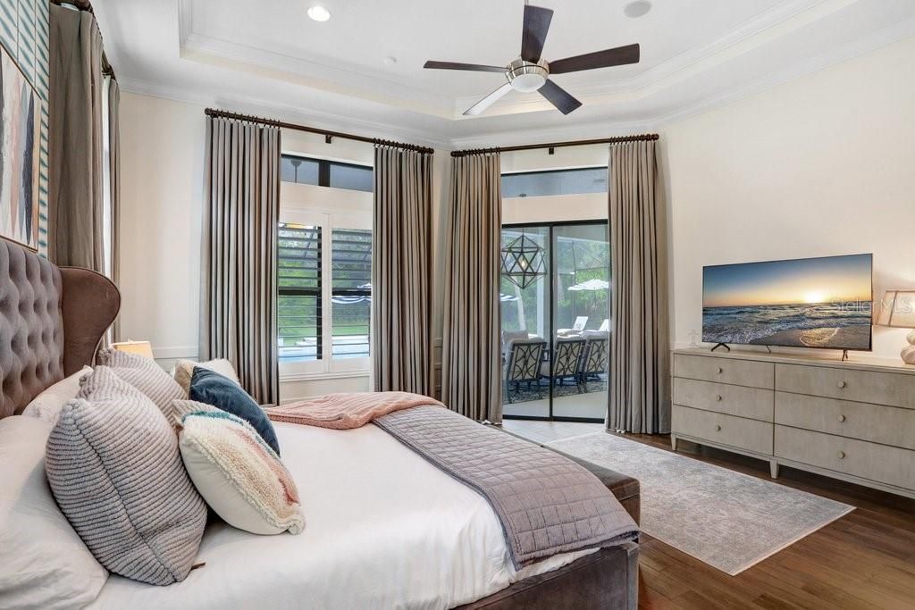 Activo con contrato: $1,575,000 (4 camas, 3 baños, 3700 Pies cuadrados)