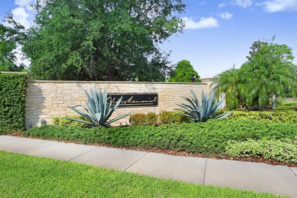 Activo con contrato: $1,575,000 (4 camas, 3 baños, 3700 Pies cuadrados)