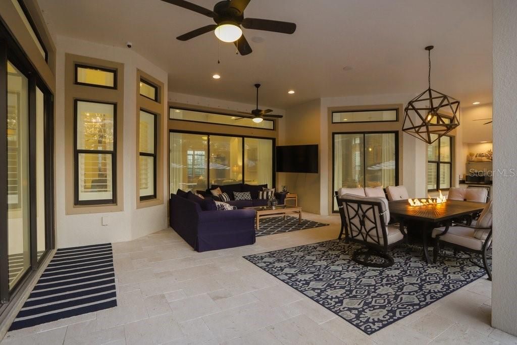 Activo con contrato: $1,575,000 (4 camas, 3 baños, 3700 Pies cuadrados)