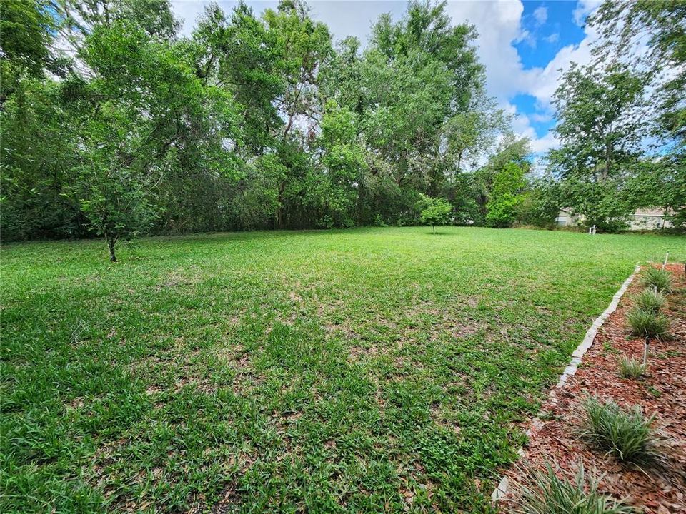 En Venta: $405,000 (3 camas, 2 baños, 2061 Pies cuadrados)