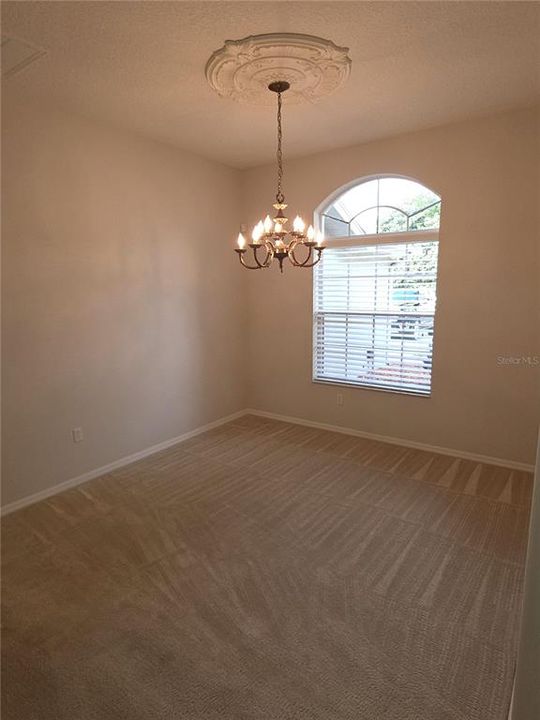 En Venta: $405,000 (3 camas, 2 baños, 2061 Pies cuadrados)