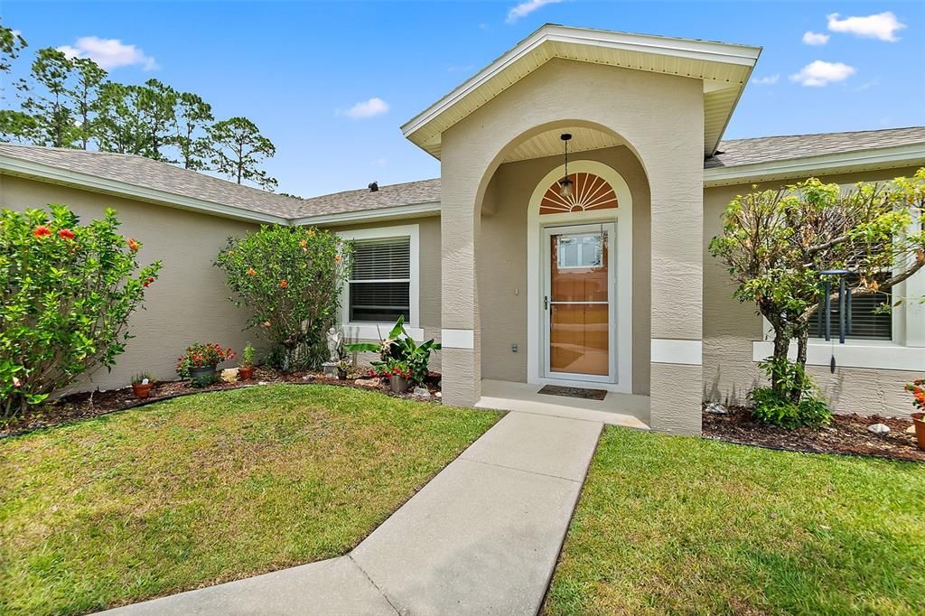 For Sale: $289,000 (3 beds, 2 baths, 1222 Square Feet)