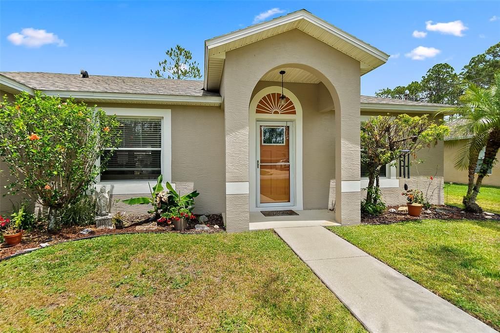 For Sale: $289,000 (3 beds, 2 baths, 1222 Square Feet)