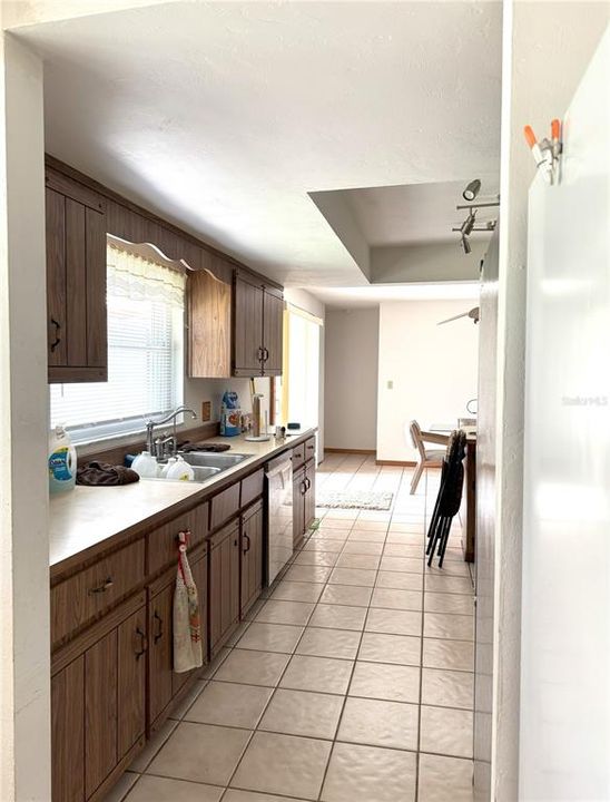 En Venta: $459,000 (3 camas, 2 baños, 2136 Pies cuadrados)