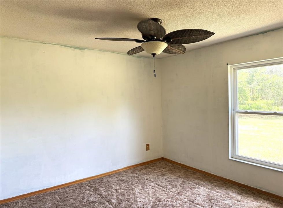 En Venta: $459,000 (3 camas, 2 baños, 2136 Pies cuadrados)