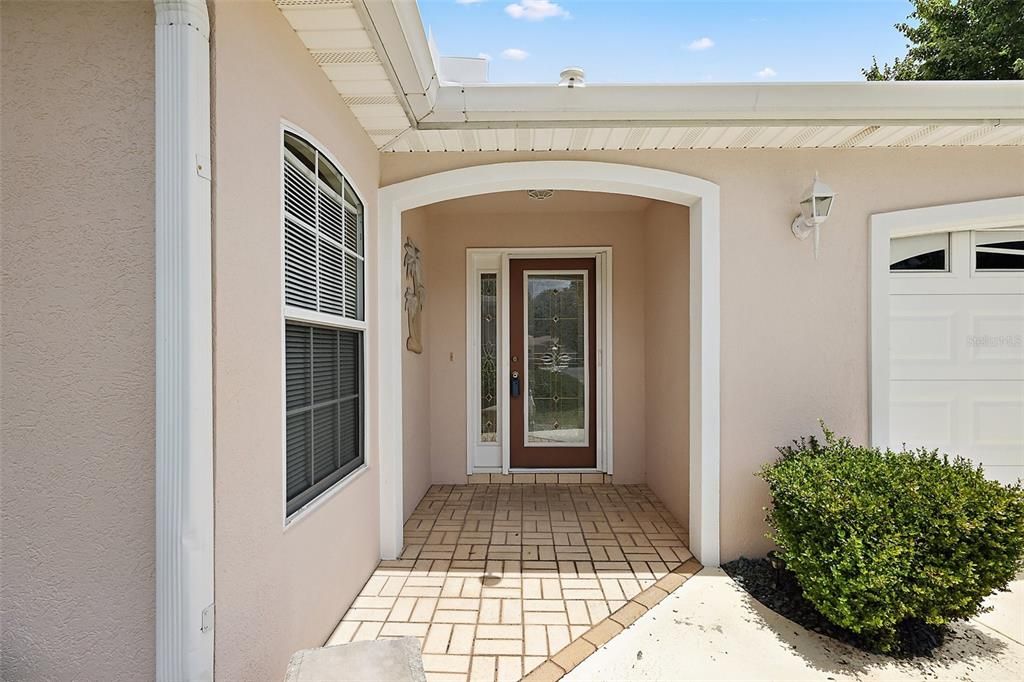 Active With Contract: $224,000 (2 beds, 2 baths, 1238 Square Feet)