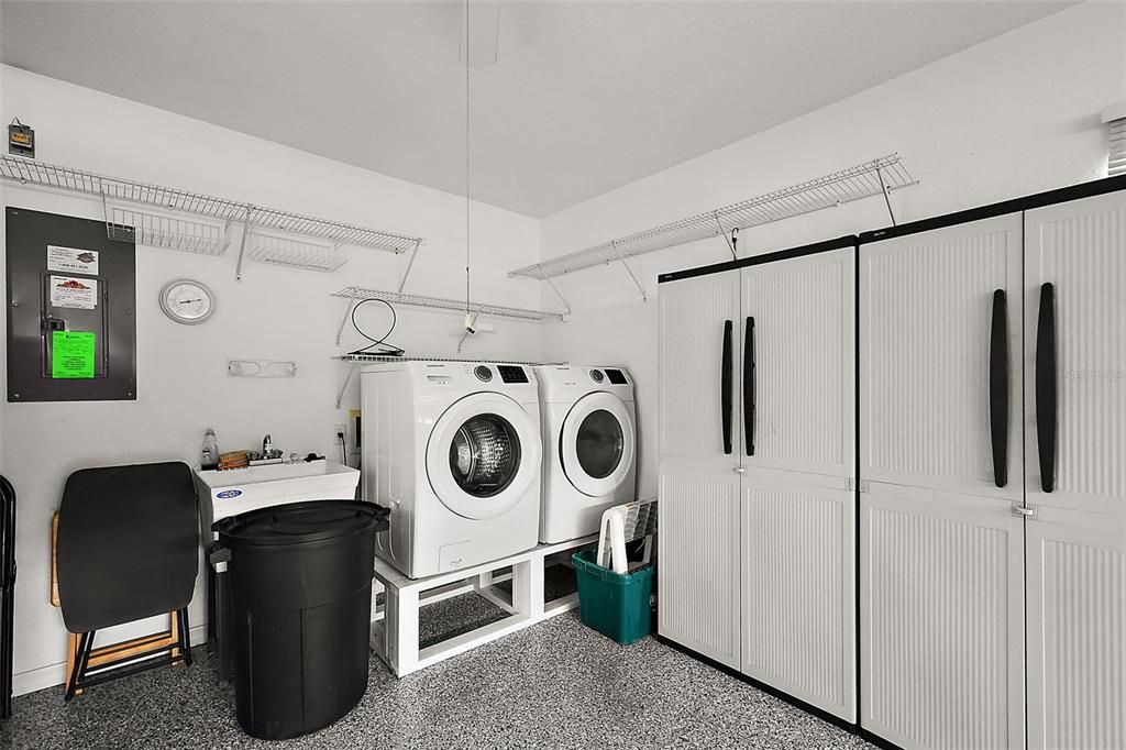 Active With Contract: $224,000 (2 beds, 2 baths, 1238 Square Feet)