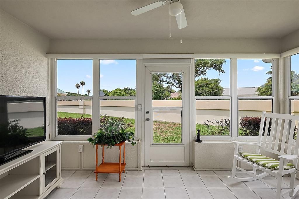 Active With Contract: $224,000 (2 beds, 2 baths, 1238 Square Feet)