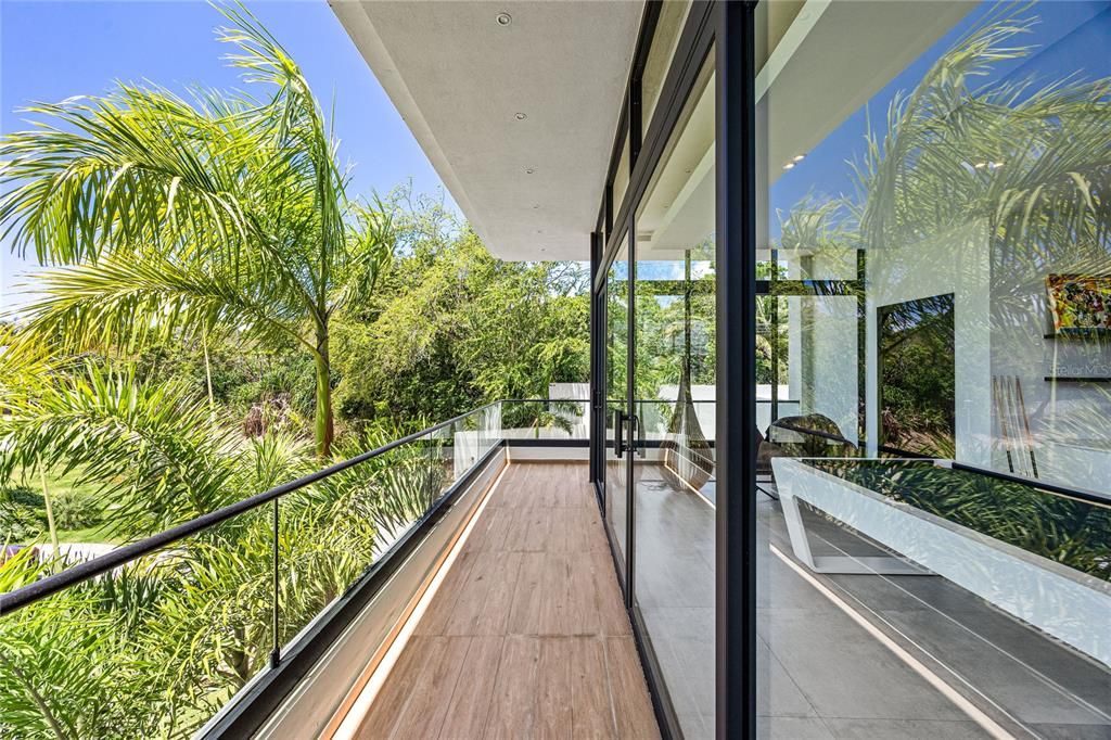 待售: $14,225,000 (6 贝兹, 7 浴室, 9096 平方英尺)