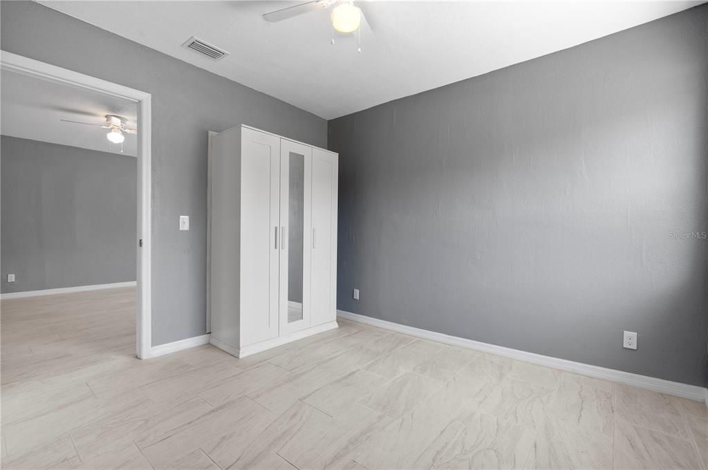 На продажу: $362,000 (3 спален, 2 ванн, 1160 Квадратных фут)