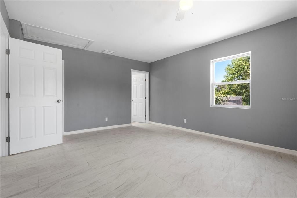 На продажу: $362,000 (3 спален, 2 ванн, 1160 Квадратных фут)