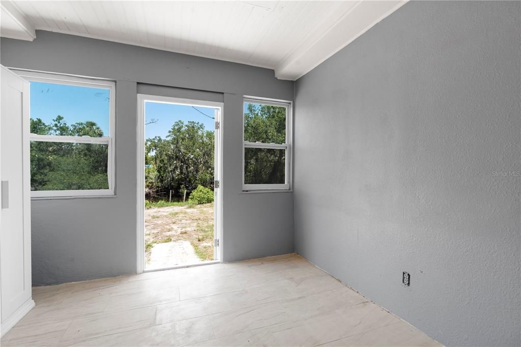 На продажу: $362,000 (3 спален, 2 ванн, 1160 Квадратных фут)