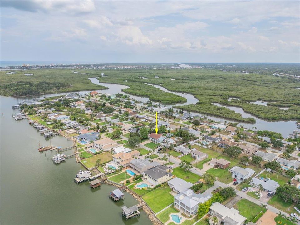 For Sale: $1,345,000 (6 beds, 4 baths, 3661 Square Feet)