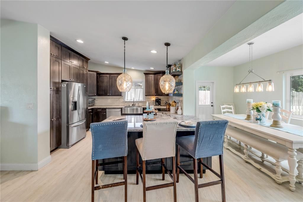 For Sale: $1,345,000 (6 beds, 4 baths, 3661 Square Feet)