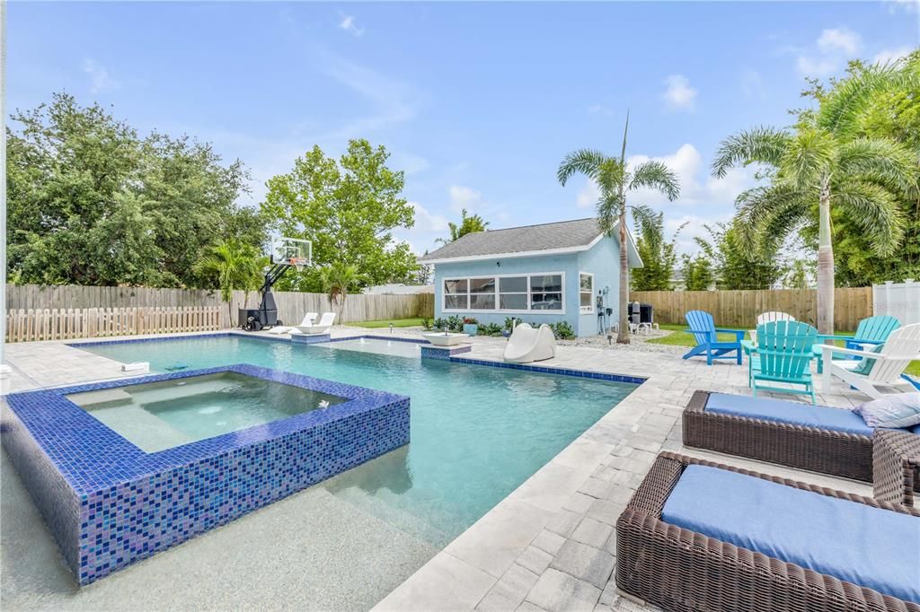 For Sale: $1,345,000 (6 beds, 4 baths, 3661 Square Feet)