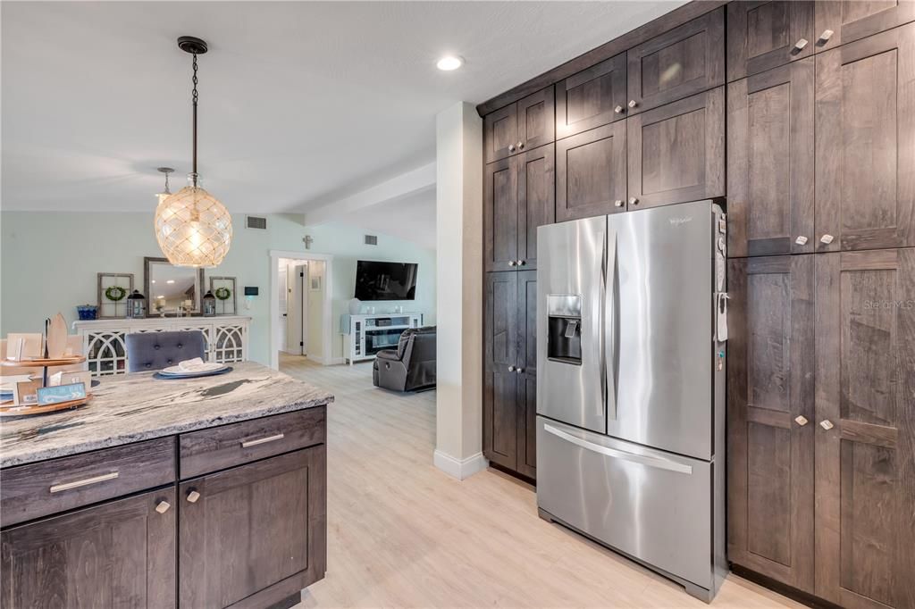 For Sale: $1,345,000 (6 beds, 4 baths, 3661 Square Feet)