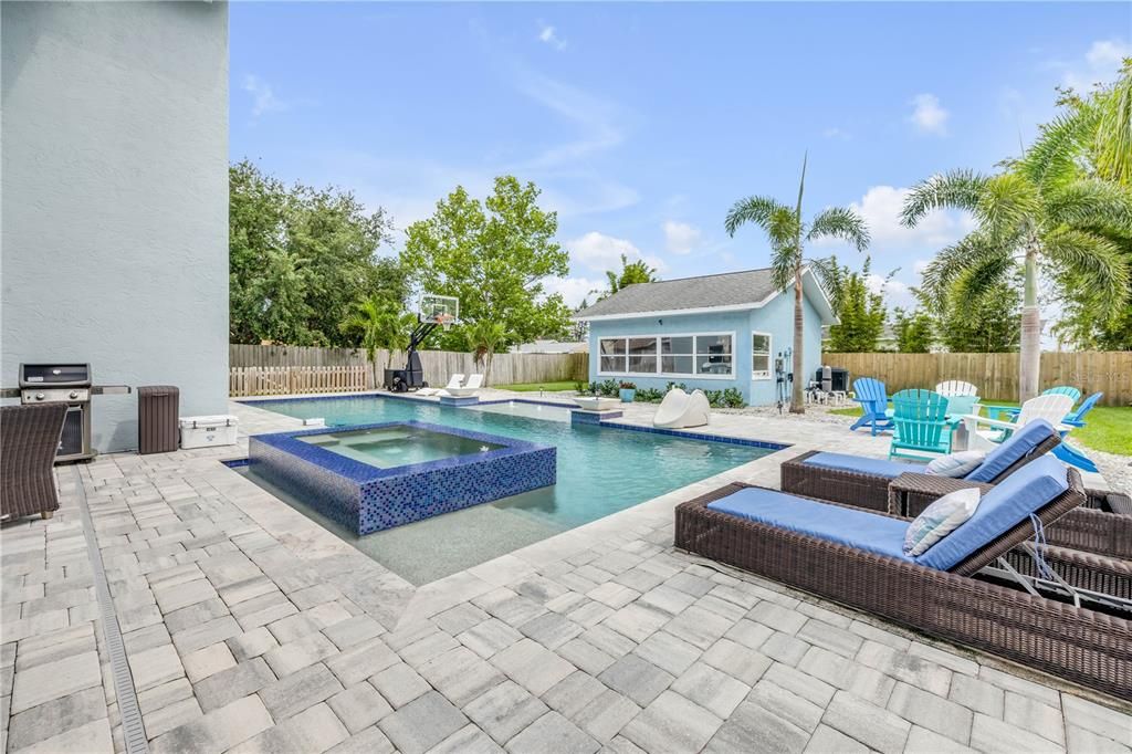 For Sale: $1,345,000 (6 beds, 4 baths, 3661 Square Feet)