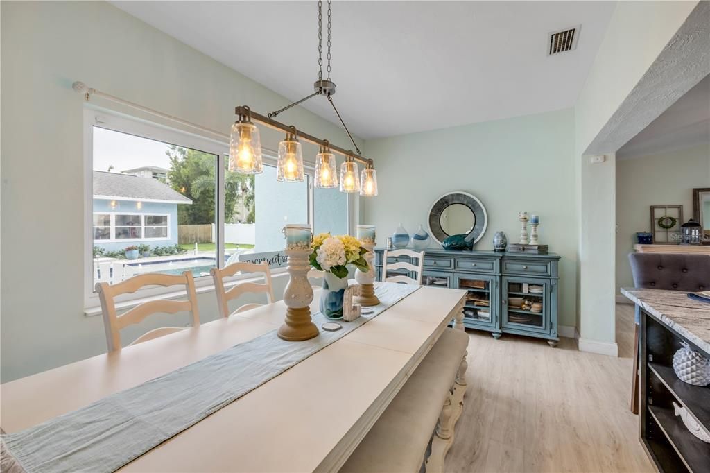 For Sale: $1,345,000 (6 beds, 4 baths, 3661 Square Feet)