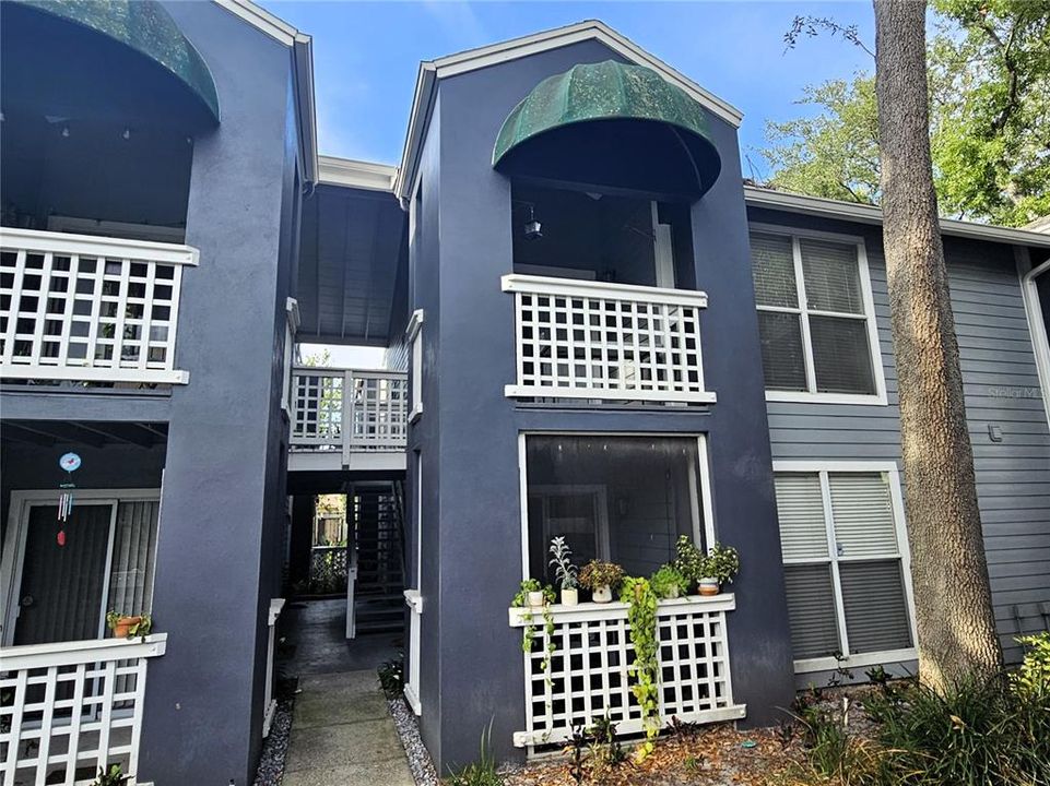 Recently Rented: $2,250 (2 beds, 2 baths, 741 Square Feet)