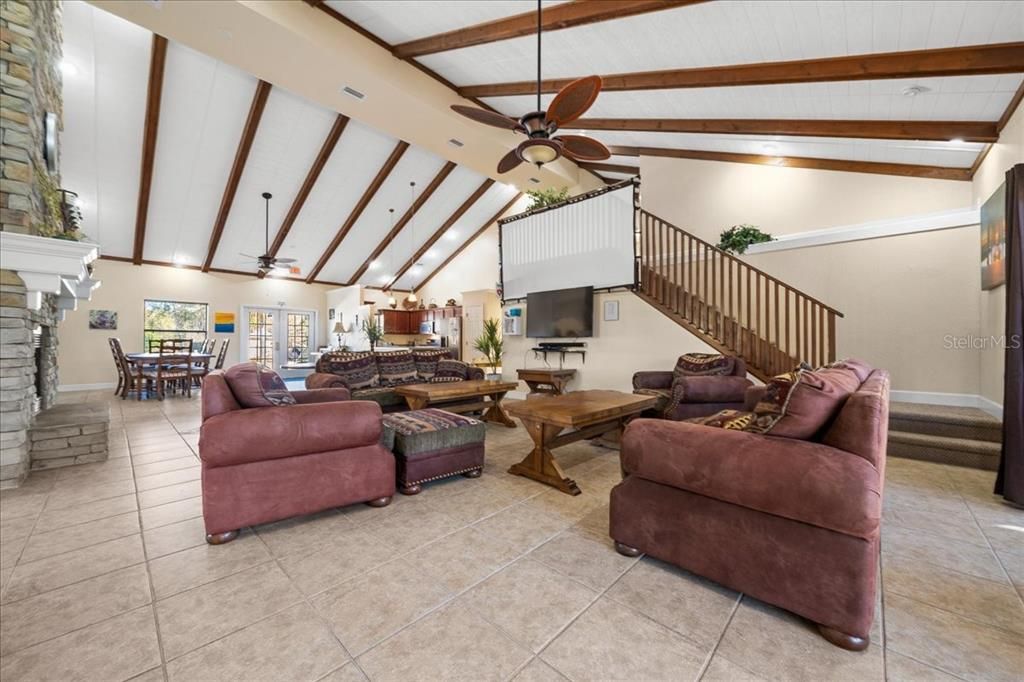 待售: $115,000 (0.11 acres)