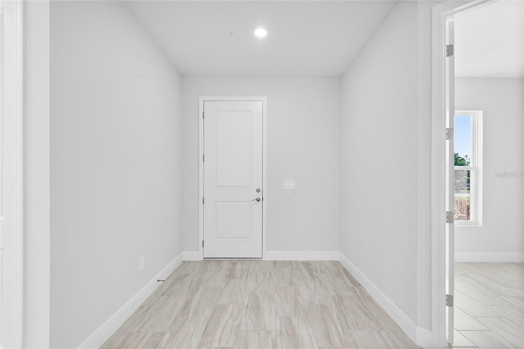 На продажу: $675,000 (4 спален, 2 ванн, 2297 Квадратных фут)