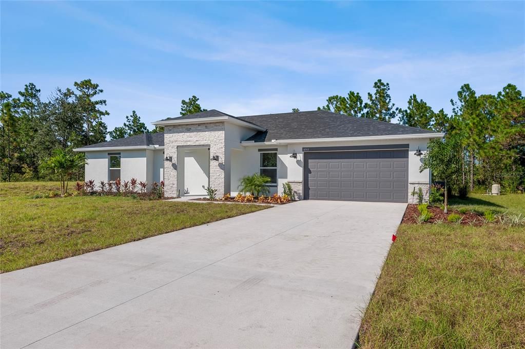 For Sale: $675,000 (4 beds, 2 baths, 2297 Square Feet)