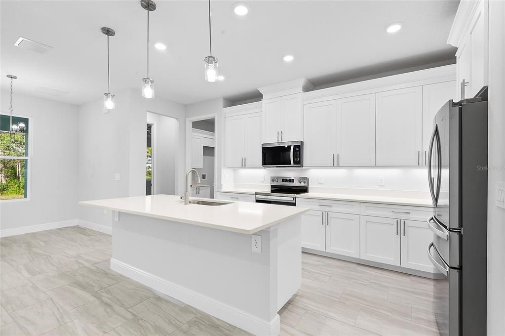 For Sale: $675,000 (4 beds, 2 baths, 2297 Square Feet)