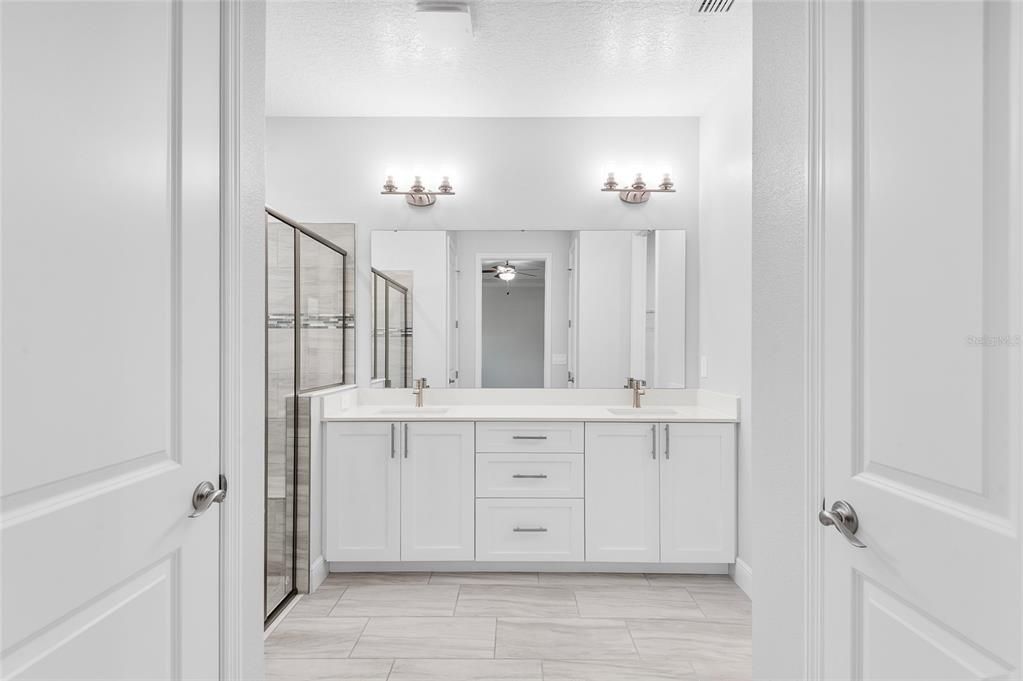 For Sale: $675,000 (4 beds, 2 baths, 2297 Square Feet)