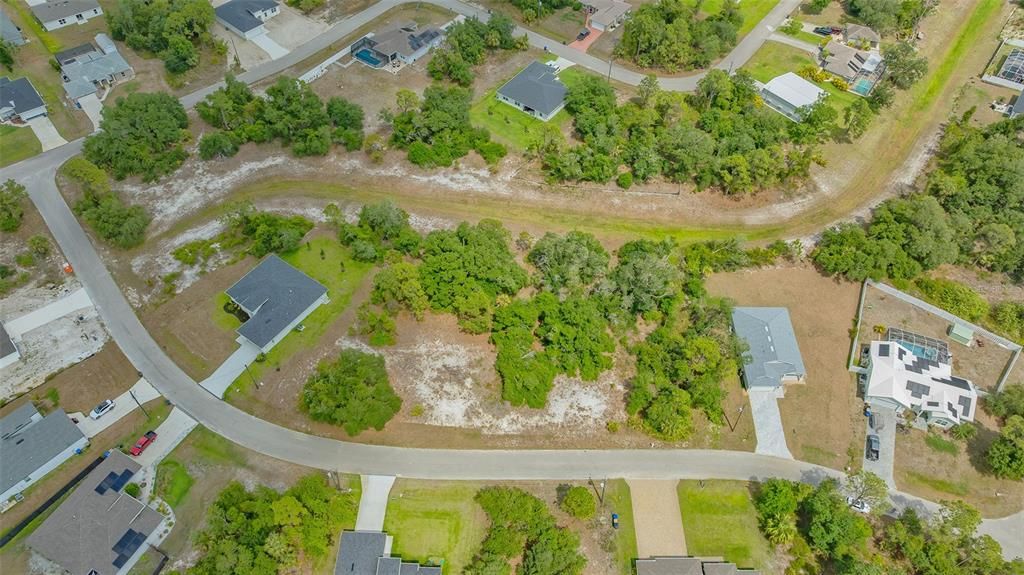 待售: $58,500 (2.05 acres)