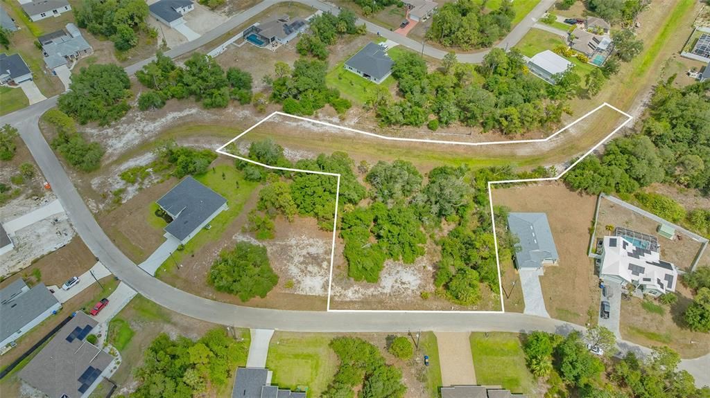 待售: $58,500 (2.05 acres)