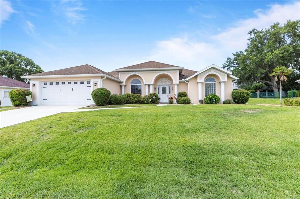 Recently Sold: $275,000 (3 beds, 2 baths, 1704 Square Feet)