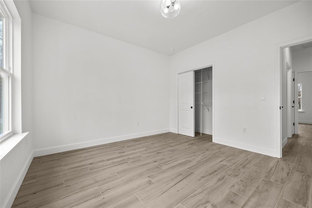 For Sale: $359,000 (3 beds, 2 baths, 1599 Square Feet)